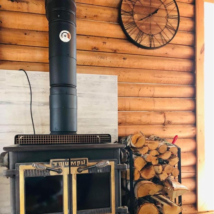 Le Chalet Au Souvenir Bouchette Eksteriør bilde
